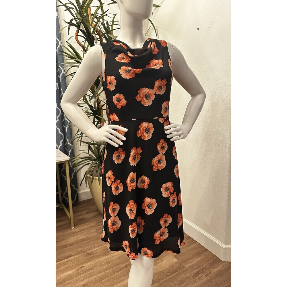 Talbots Dress Fit Flare Sheath Size 8/10P Scoop Neck Flowy Classic Career Office